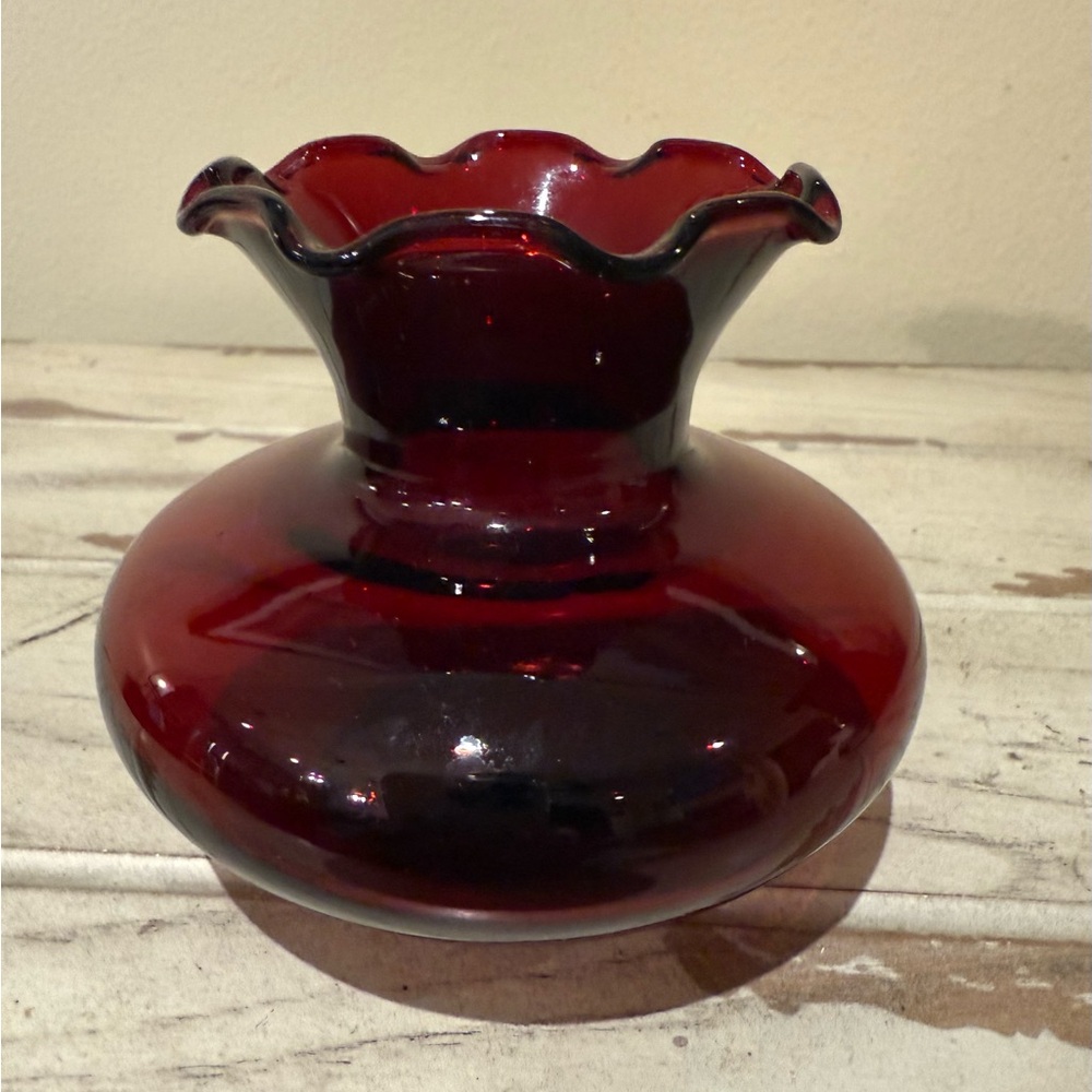 Vintage Royal Ruby Red Anchorglass Blown Glass Flared Ruffled Edged Accent Vase